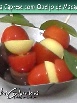 | Salada Caprese no Palito |